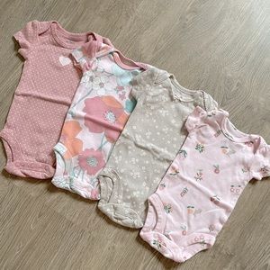 COPY - Carter’s baby undershirts. 4-bundle. Newborn.